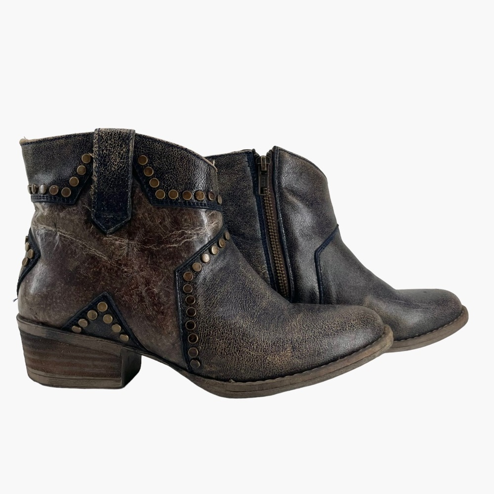 Circle G by Corral‎ Studded Star Inlay Ankle Boots G5025
